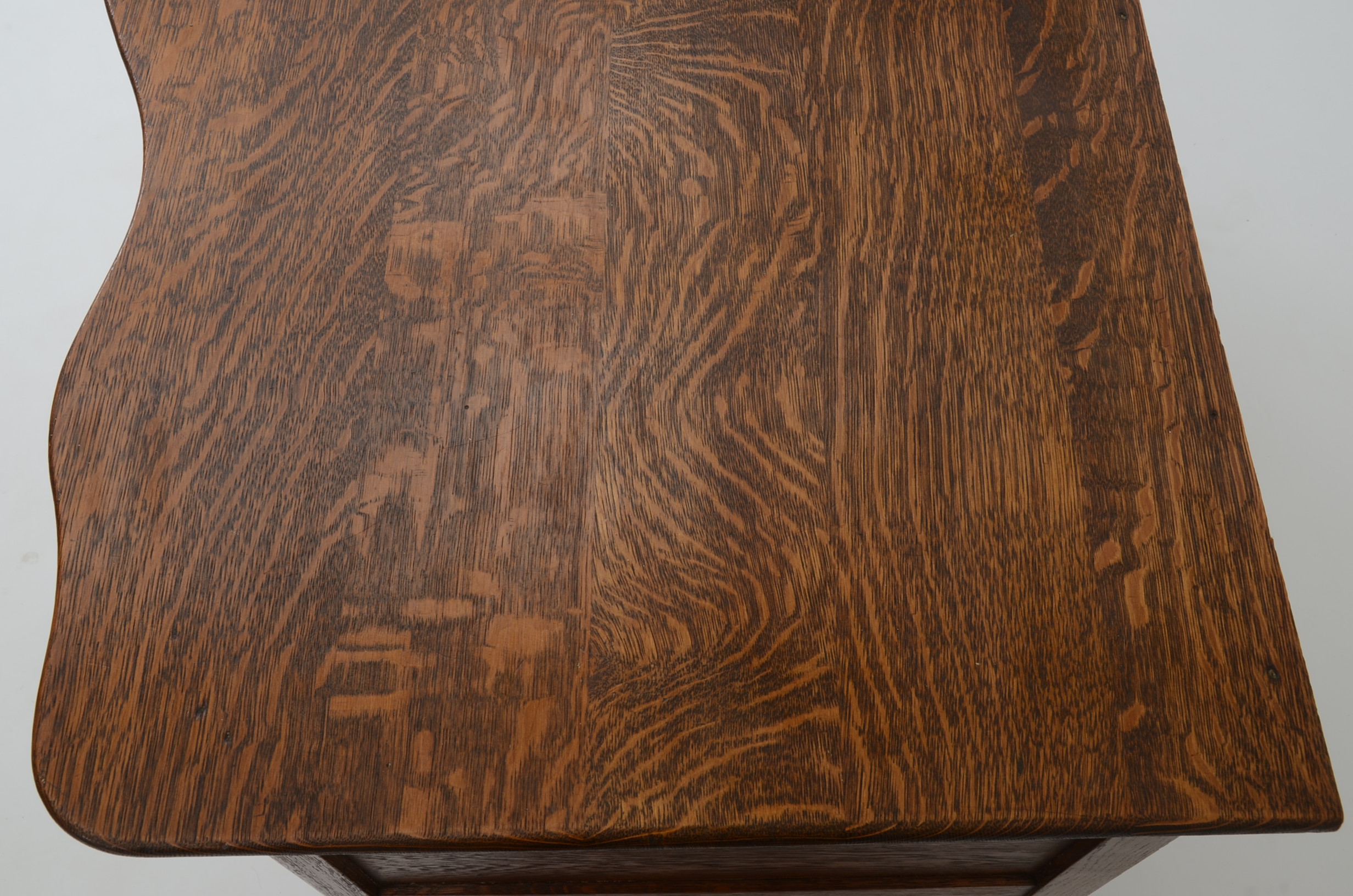 Curved Front Dresser