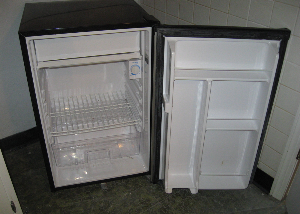 General Electric Mini Refrigerator