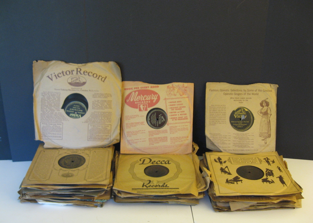 Collection of 78 rpm Albums from the 1940s