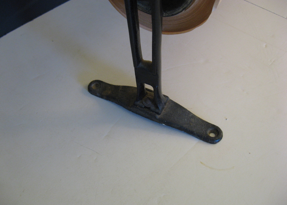 Butcher Paper Dispenser and Cutter