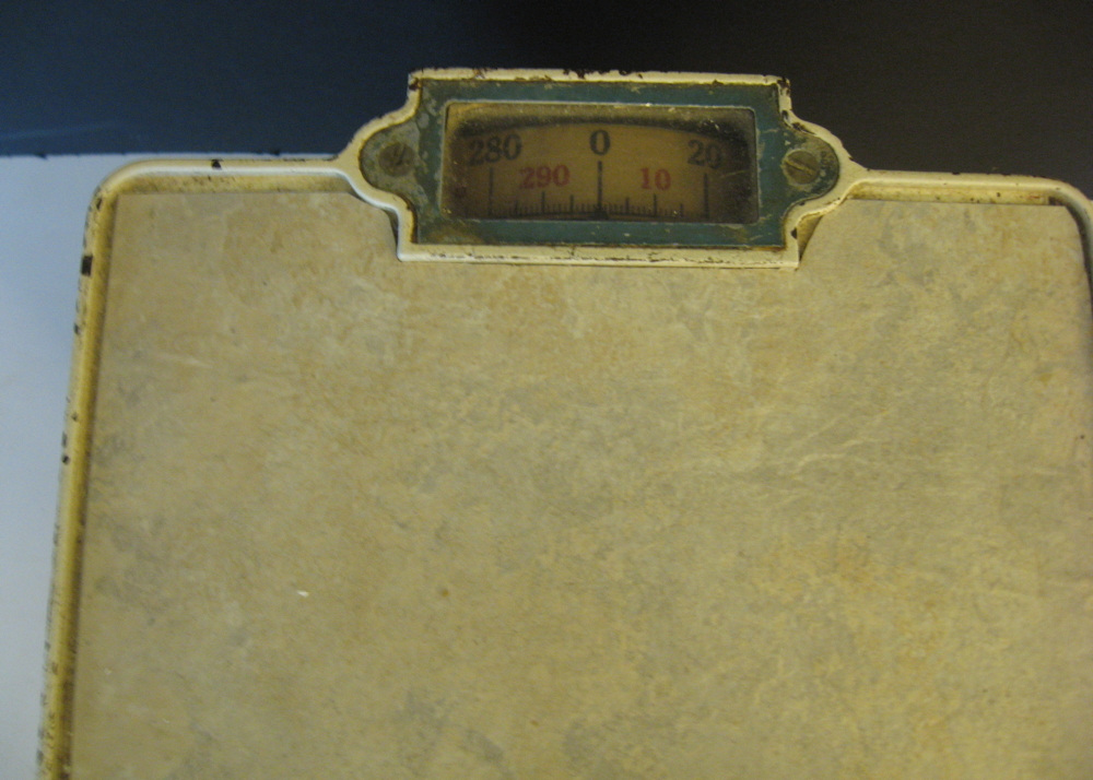 Vintage 1930s Bath Scale