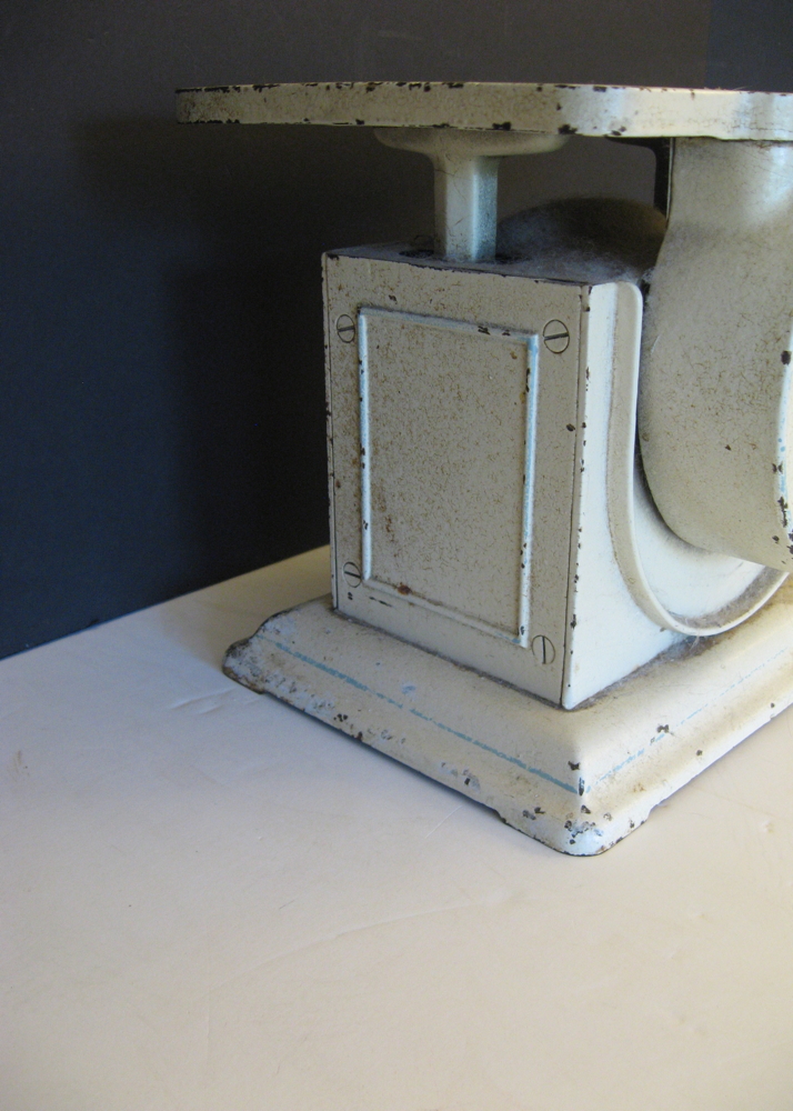 Vintage 1930s Bath Scale