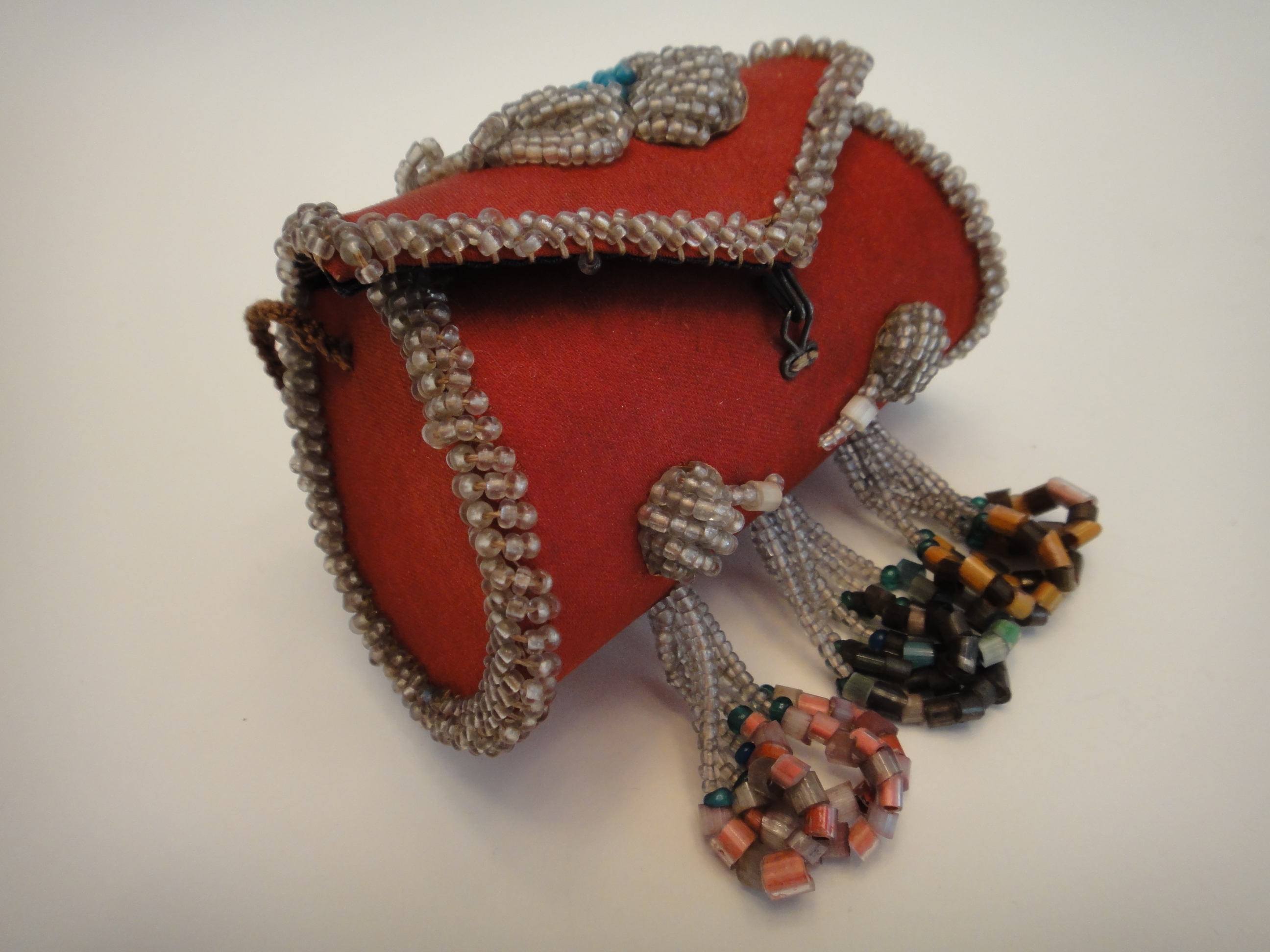 19th Century Iroguois Indian Glass Bead Purse