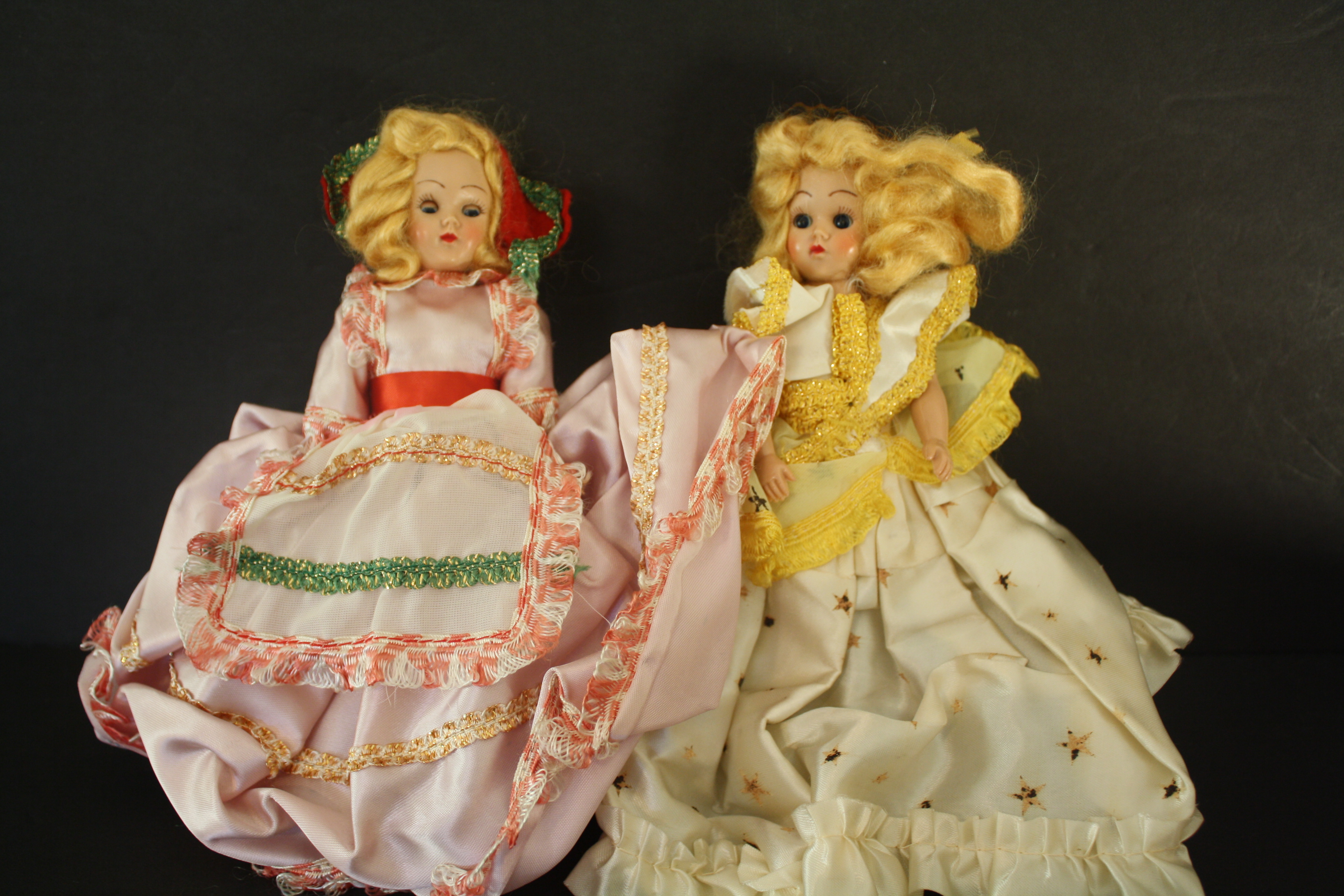 Grouping of Vintage Dolls