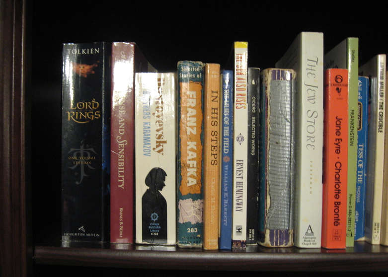 Collection of Modern Fiction in Hardcover