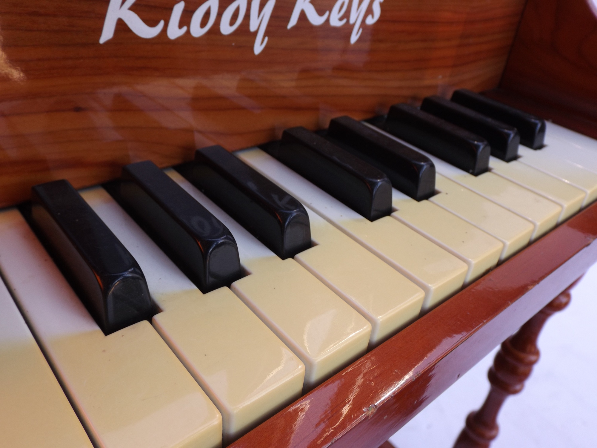 'Kiddy Keys' Wooden Toy Piano with Bench