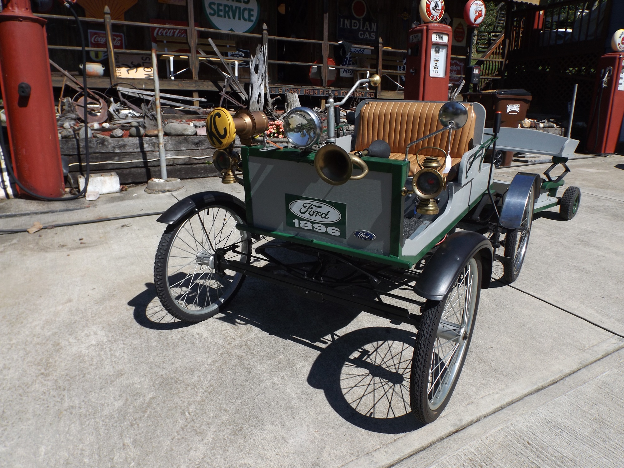 1896 Ford Replica Quadricycle Car with Sulky