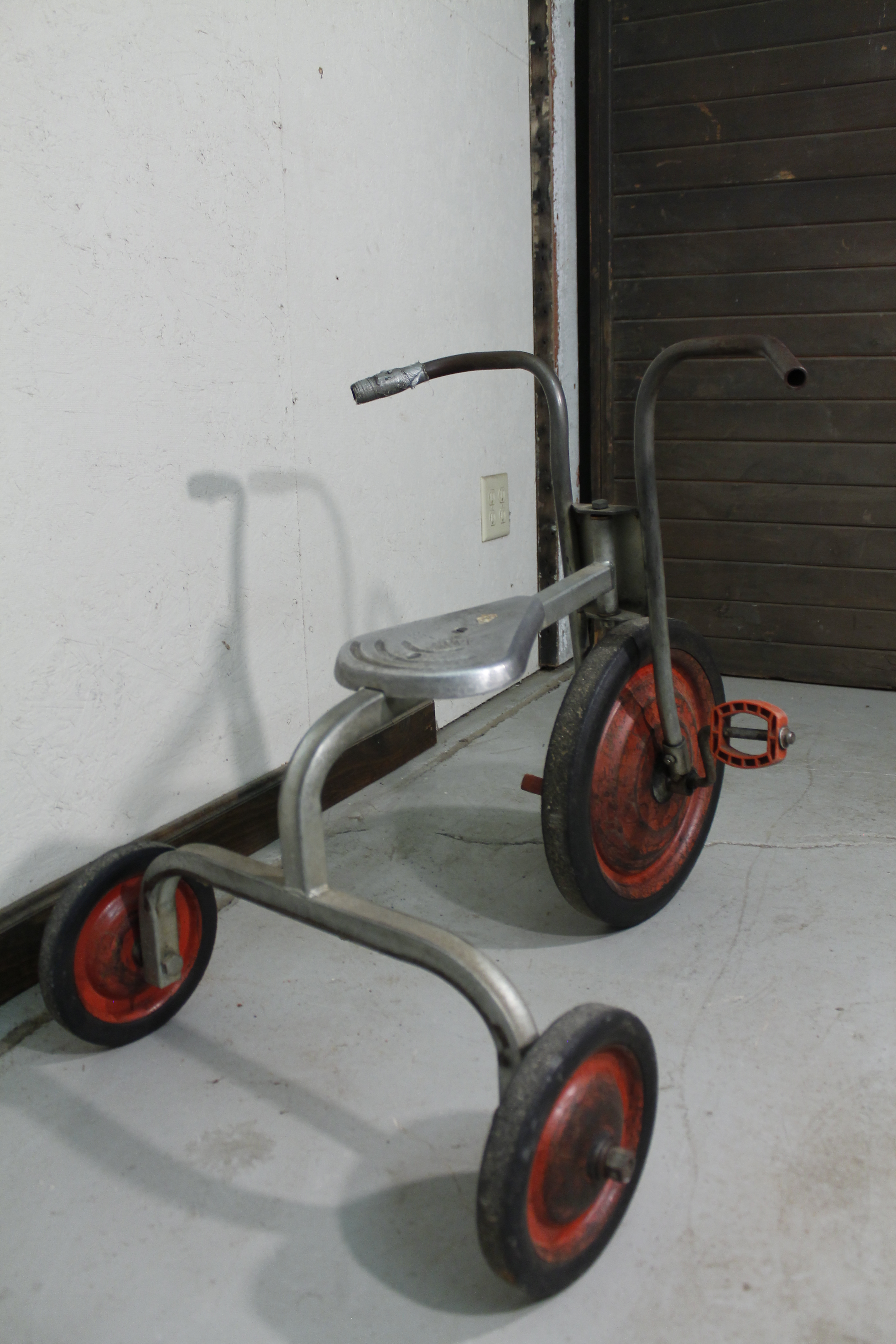 Vintage Angeles Cast Aluminum Tricycle