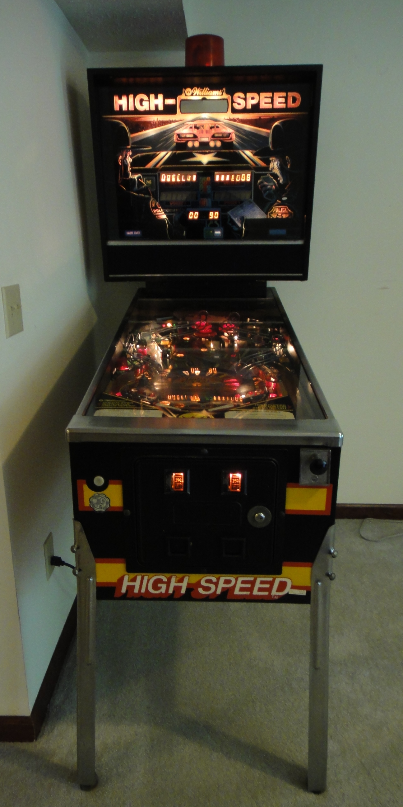 1986 Williams High Speed Police Chase Pinball Machine