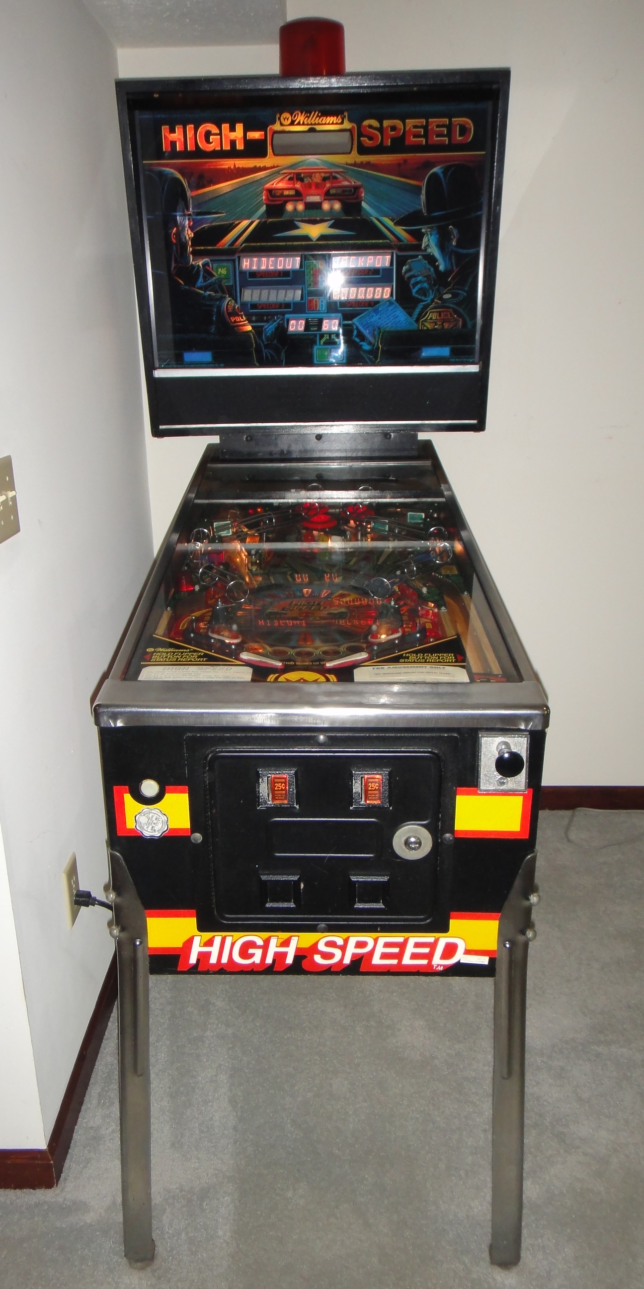 1986 Williams High Speed Police Chase Pinball Machine