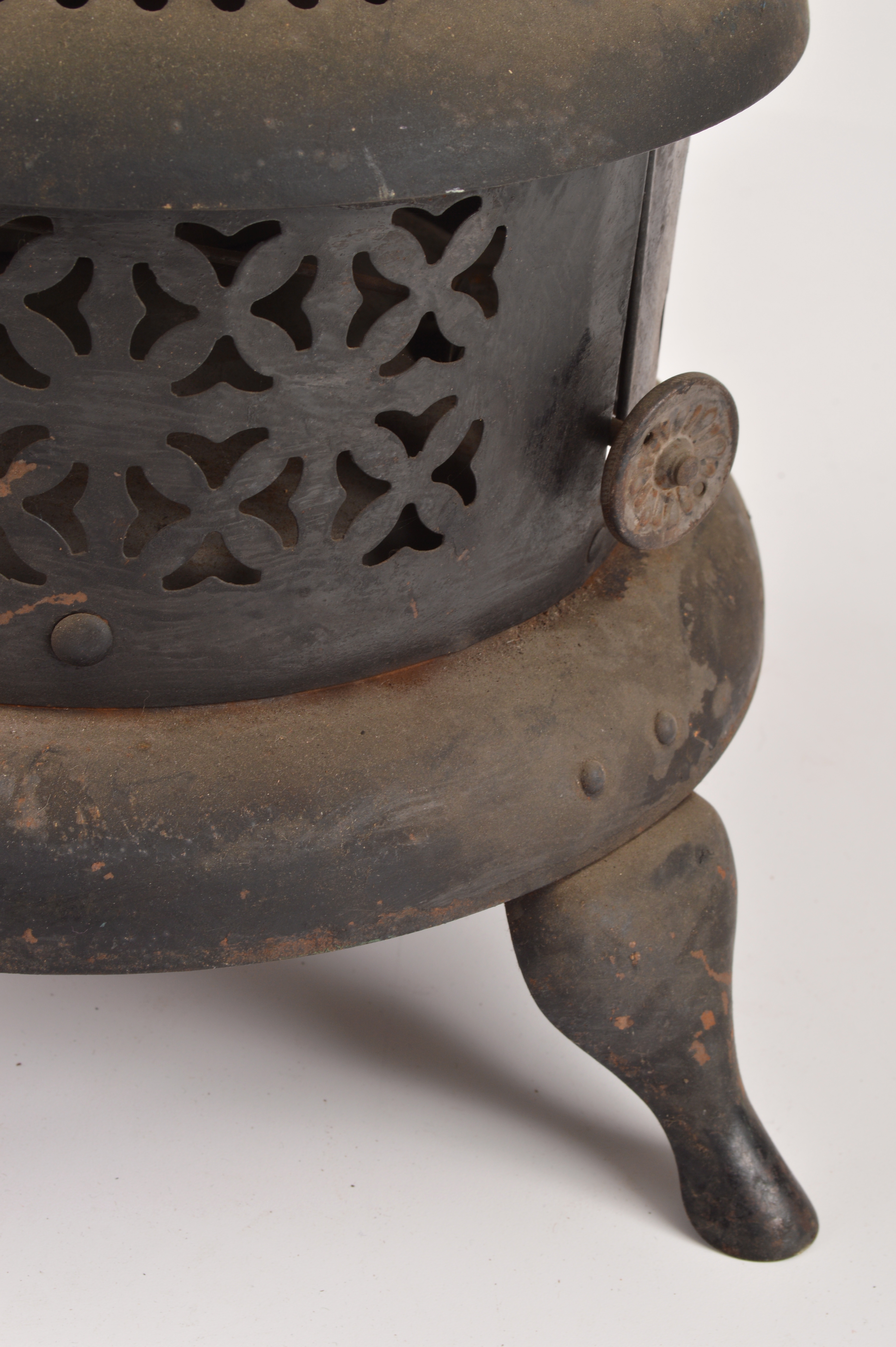 Vintage Metal Perfection Portable Oil Heater, No. 525