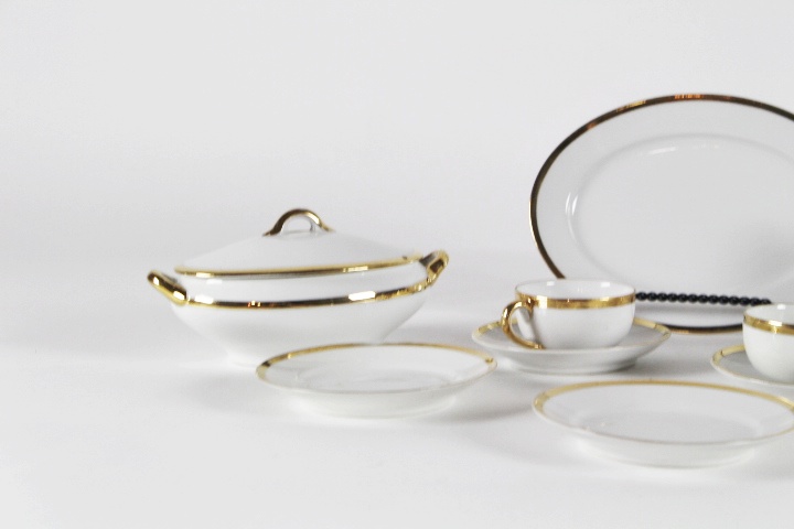 Vintage Eleven Piece Noritake Morimura Gold Trim Chils Tea Set