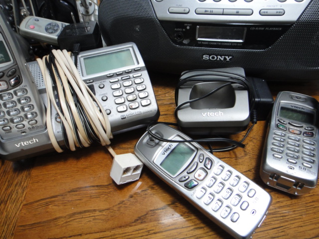 Uniden Bearcat Police Scanner, Sony Radio & More