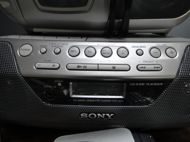 Uniden Bearcat Police Scanner, Sony Radio & More