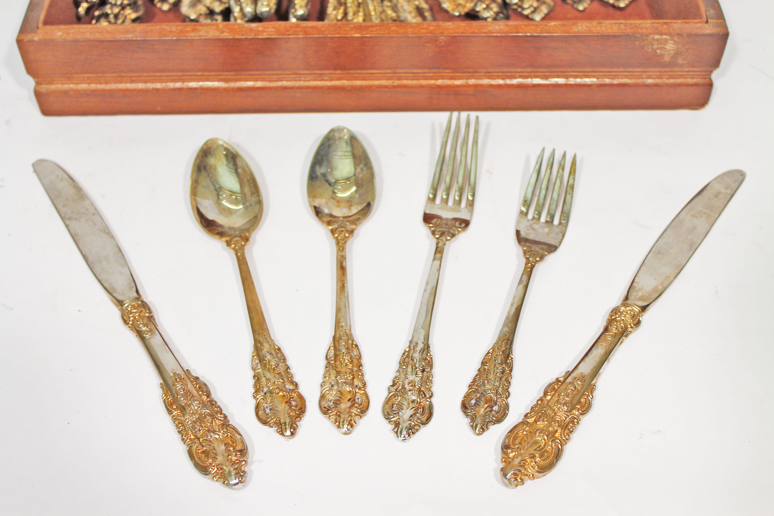 Baroque By Godinger Flatware Set