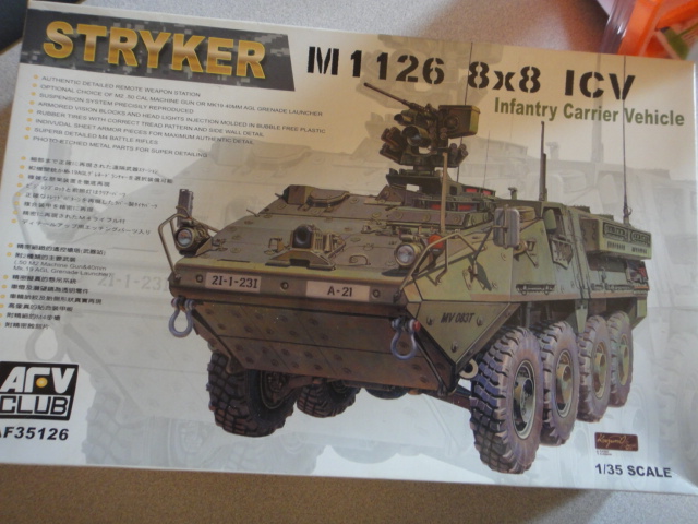 Stryker M1126- 8x8 ICV Model Tank and Paint Set