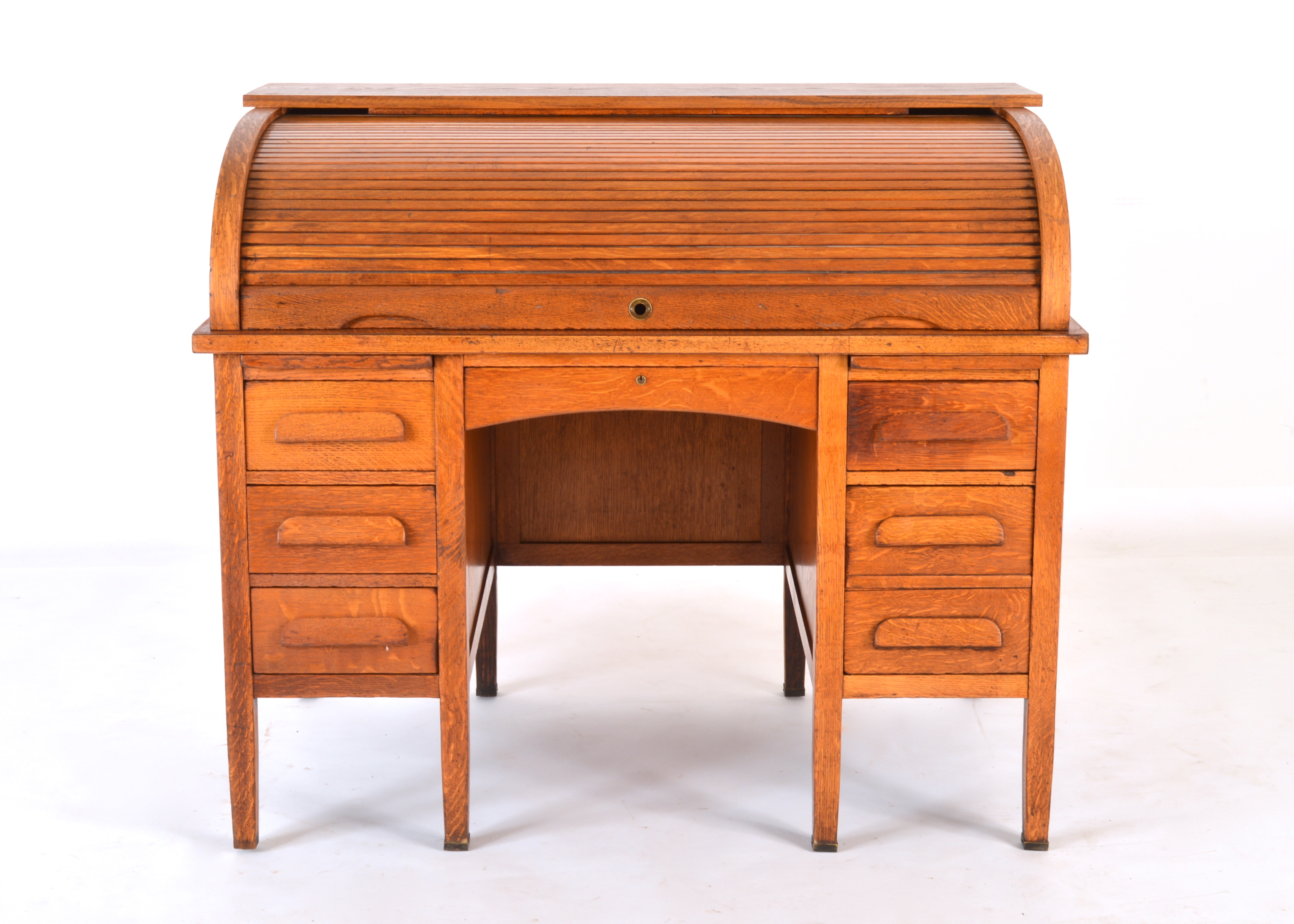 Tiger Oak Veneer Roll-Top Desk