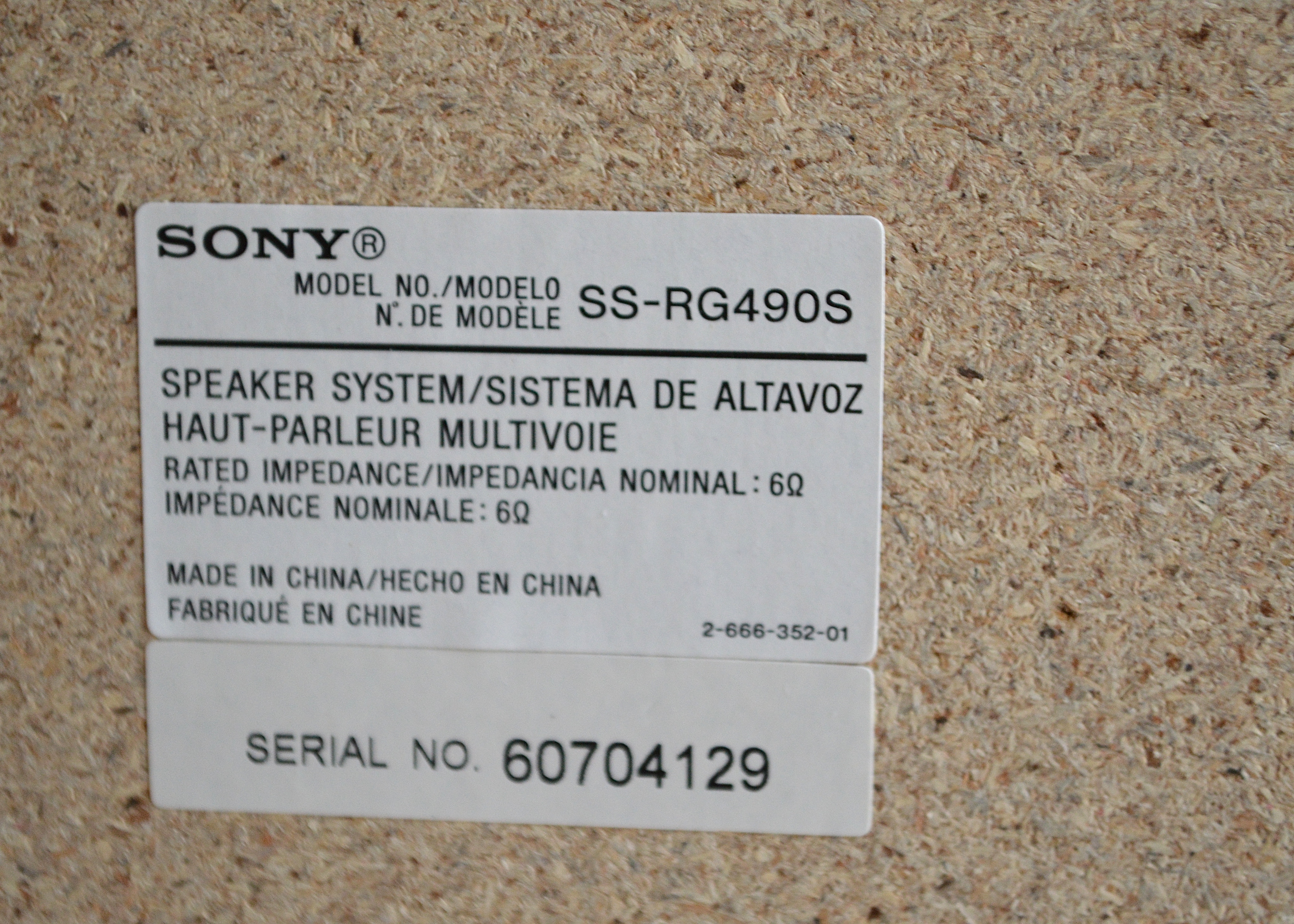 Sony 3 Disc and MP3 Stereo with Speakers and Subwoofer