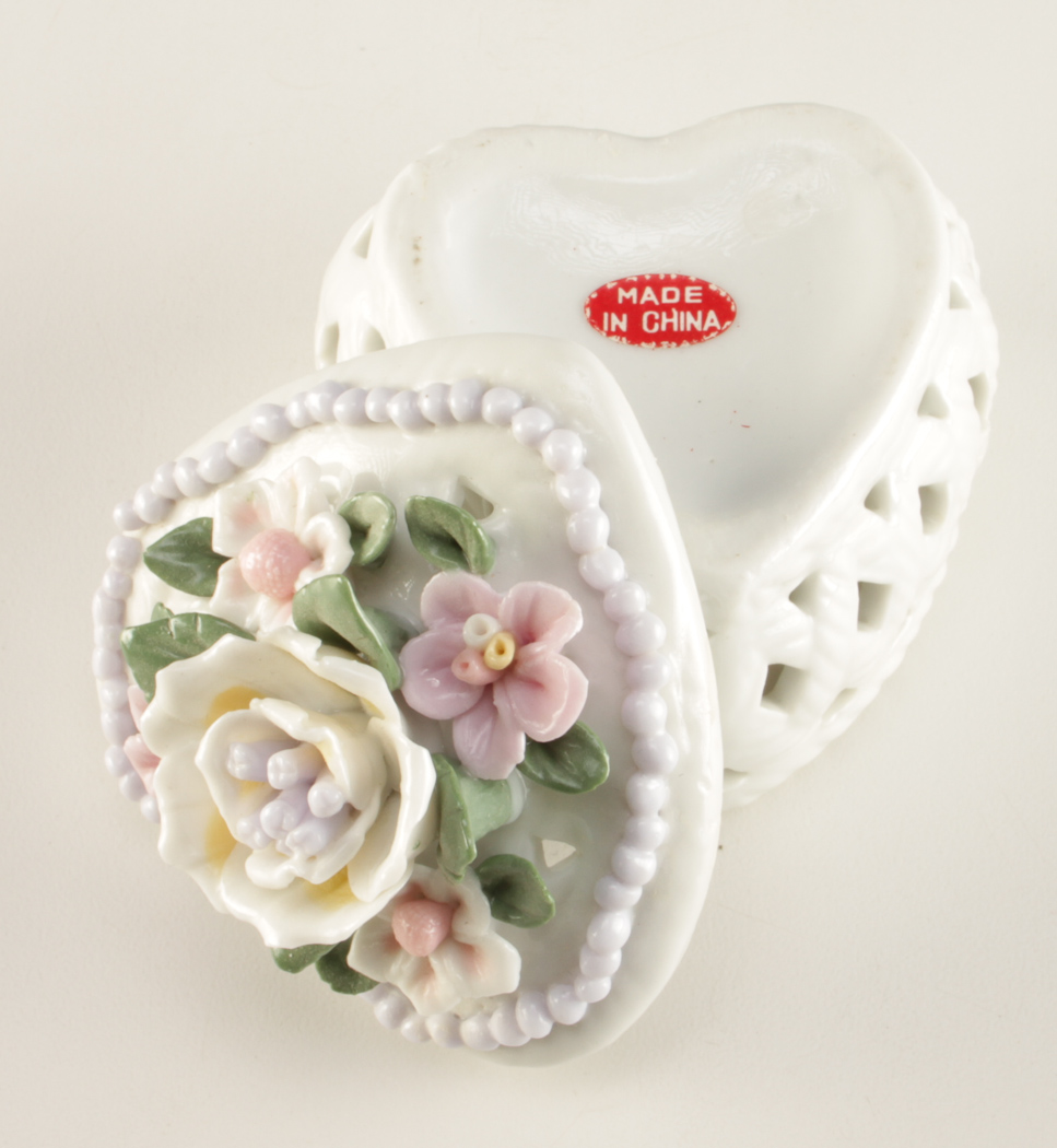 Vintage Chinese Porcelain Vanity Box