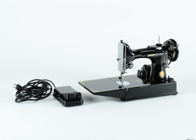 1950 Singer Sewing Machine Model 221-1