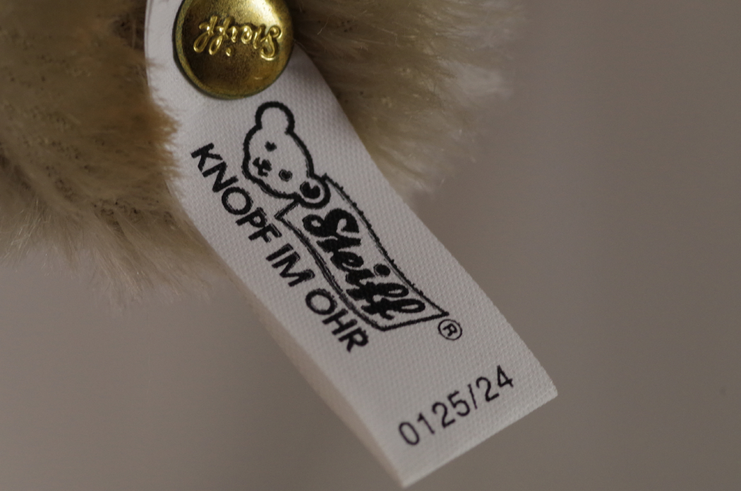 Steiff Limited Museum Edition Replica of 1932 'Jumbo' Elephant