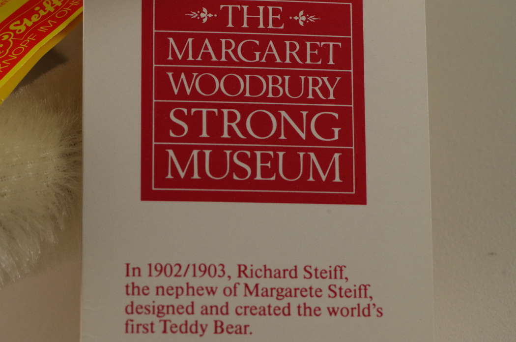 Steiff Limited Edition 1985 Replica of the Original 'Teddy'