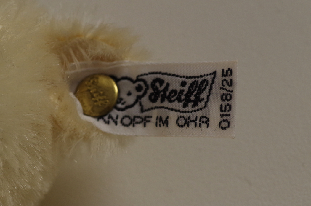 Steiff Limited Edition 1985 Replica of the Original 'Teddy'