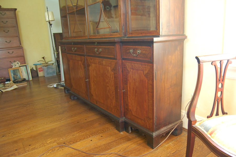 Emery Estate China Cabinet in George III Style (Circa 1800s)