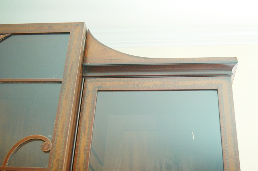 Emery Estate China Cabinet in George III Style (Circa 1800s)