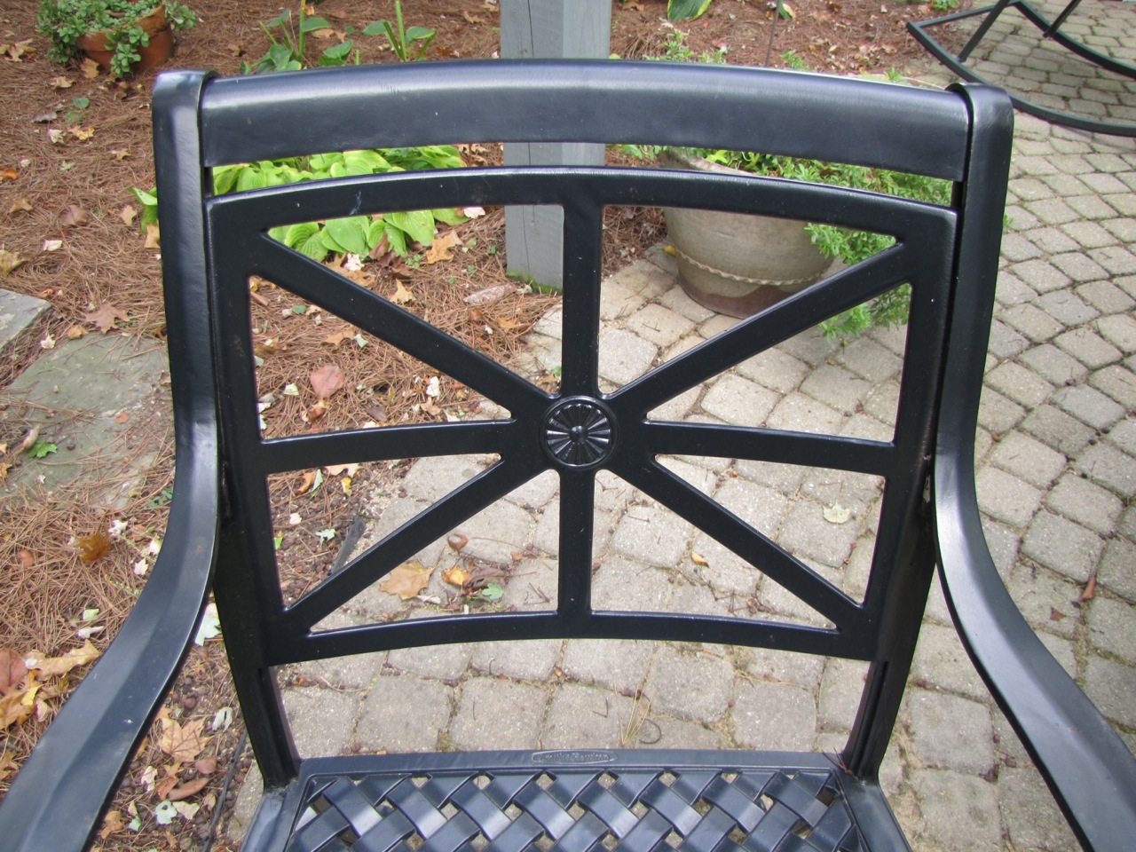 Smith and Hawken Edinborough Patio Dining Table and Chairs 