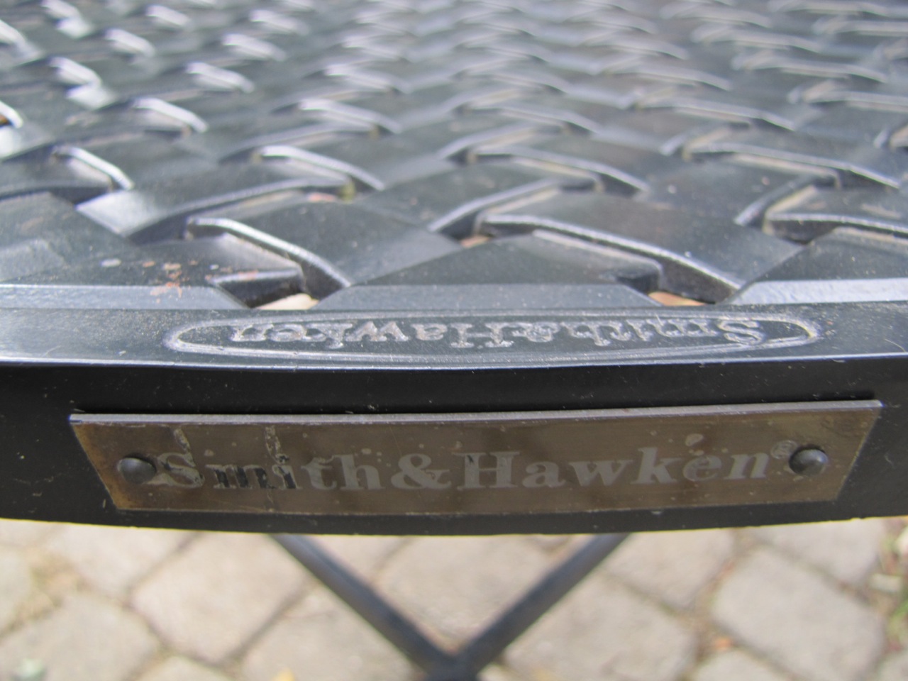 Smith and Hawken Edinborough Patio Dining Table and Chairs 