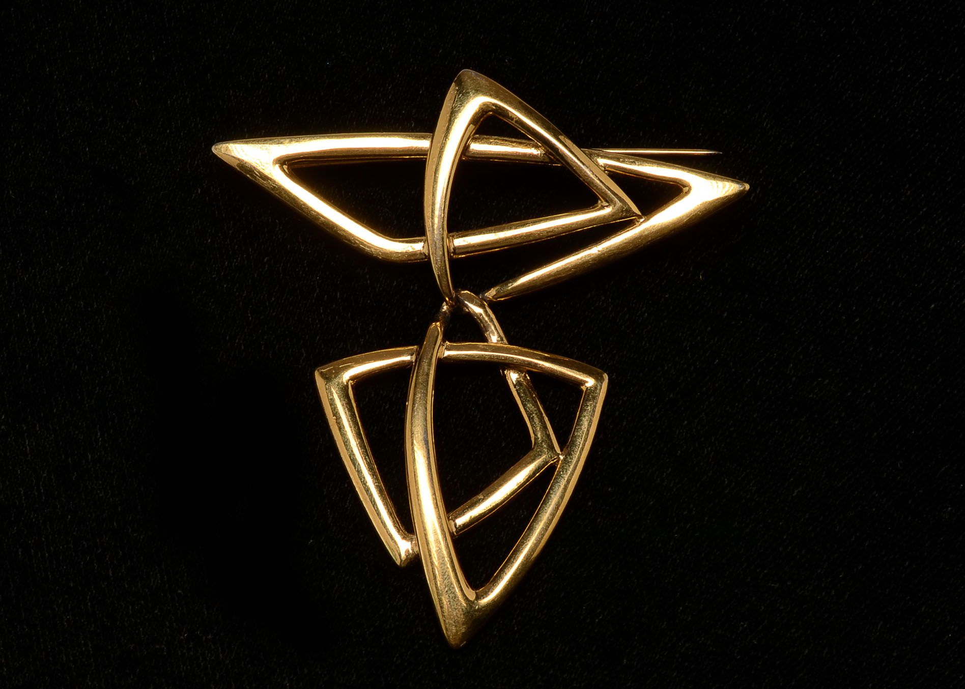 Kunio Matsumoto for Trifari Goldtone Brooch and Clip On Earrings