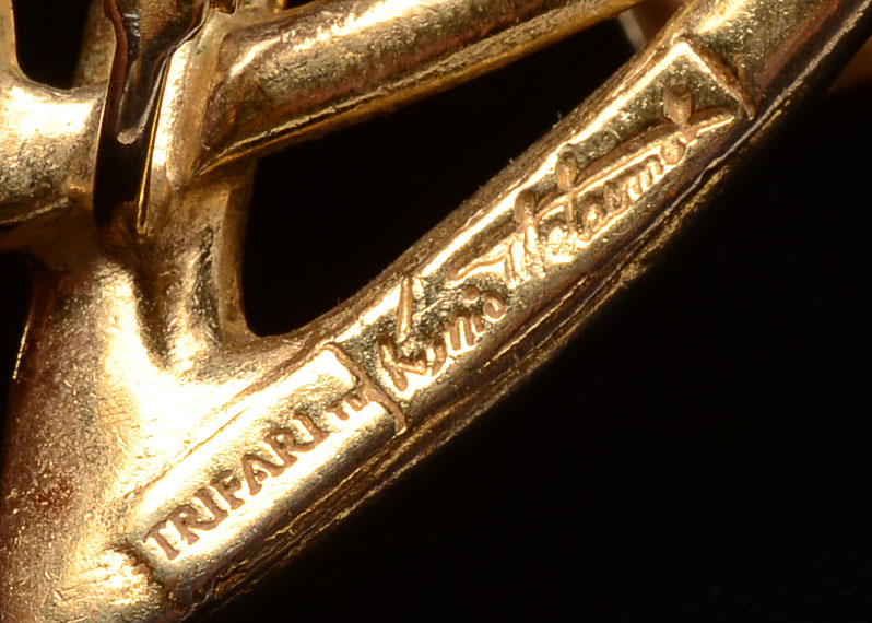 Kunio Matsumoto for Trifari Goldtone Brooch and Clip On Earrings