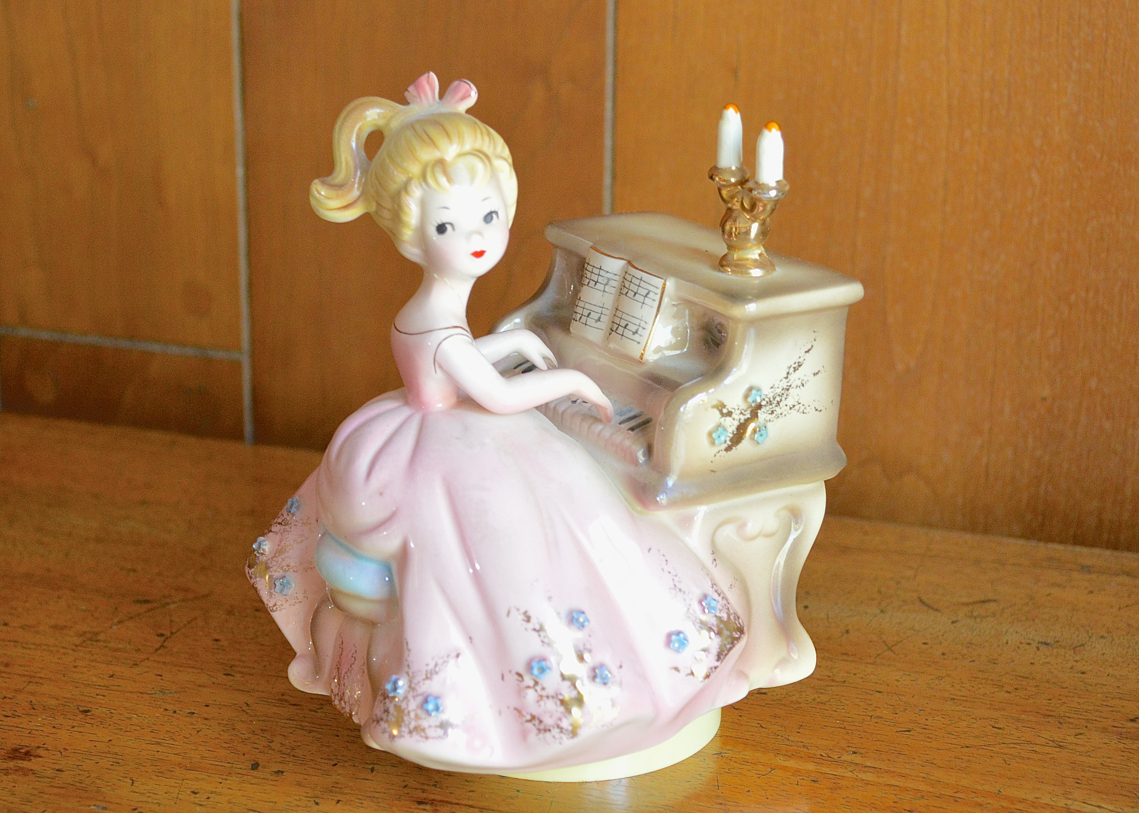 Precious Moments Figurines and Willitts Design Music Box