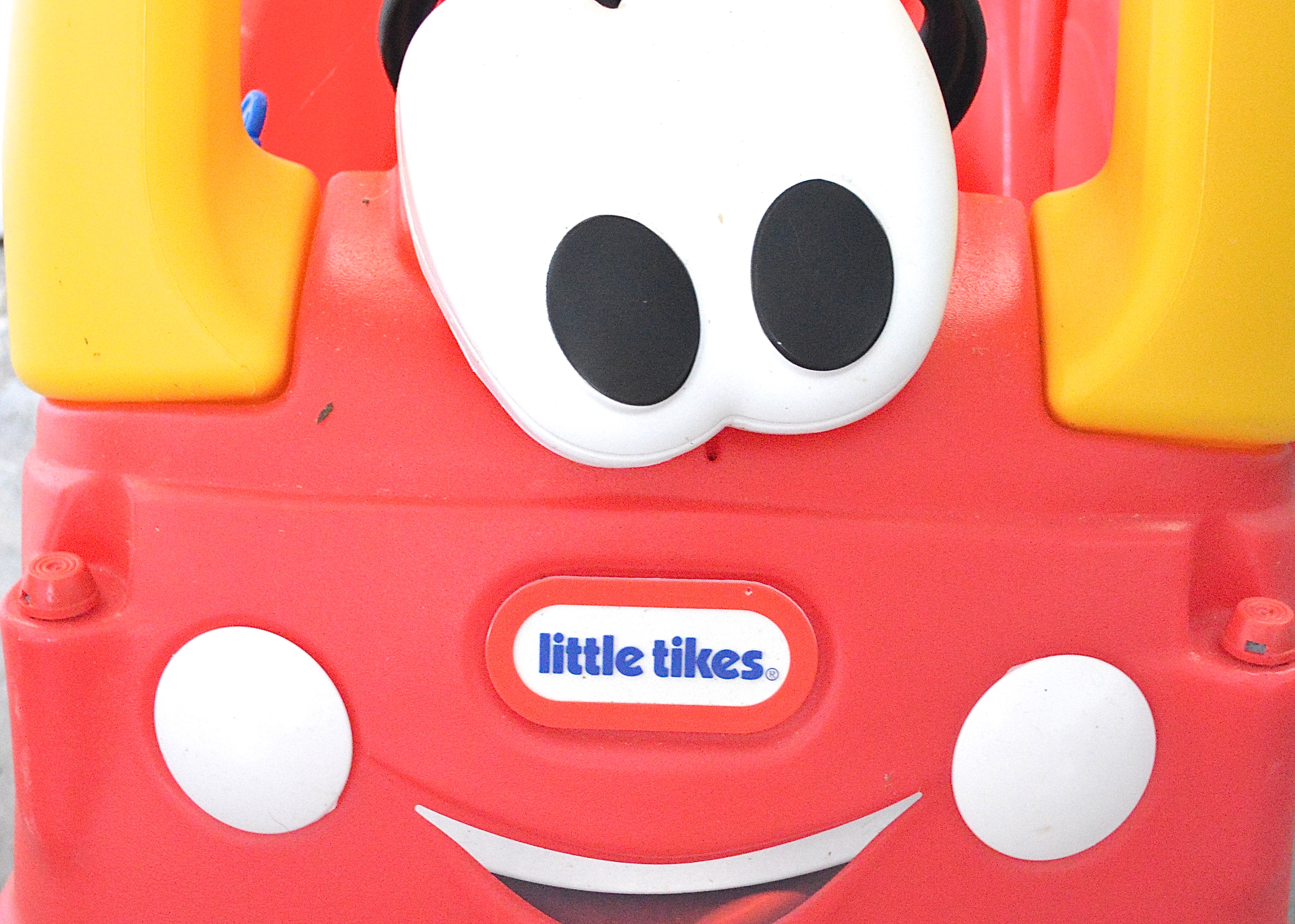 Little Tikes "Cozy Coupe" Plastic Toy Car