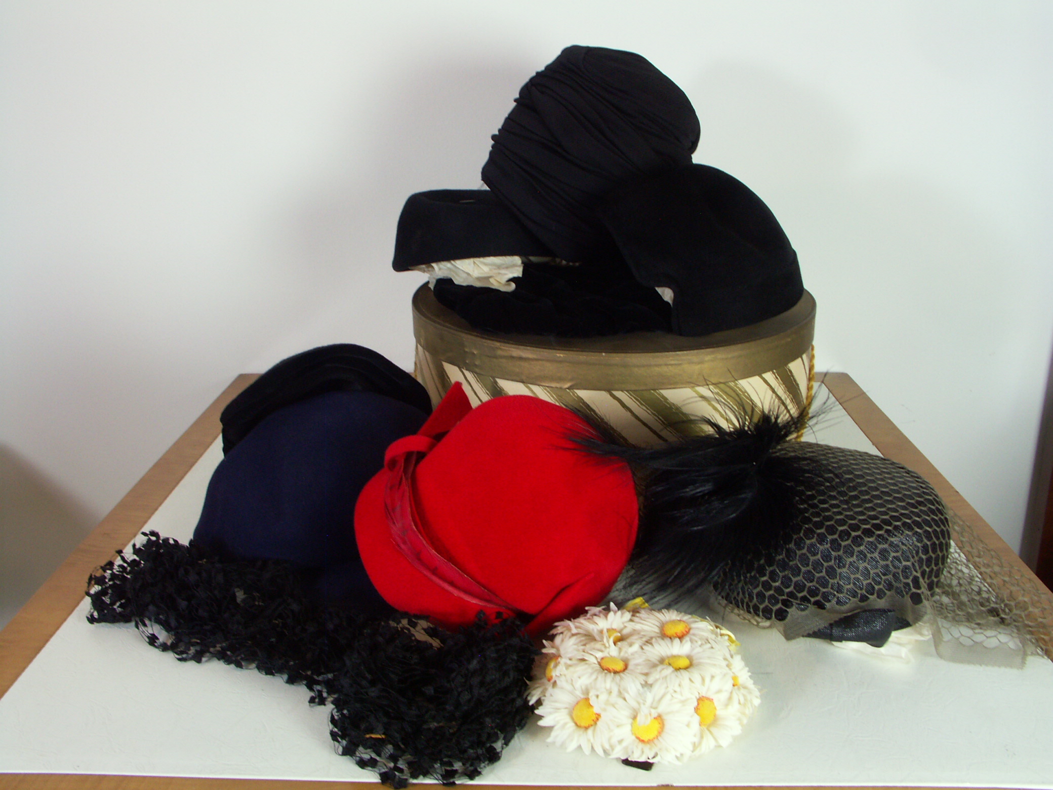 Lot of Women's Vintage Dress Hats