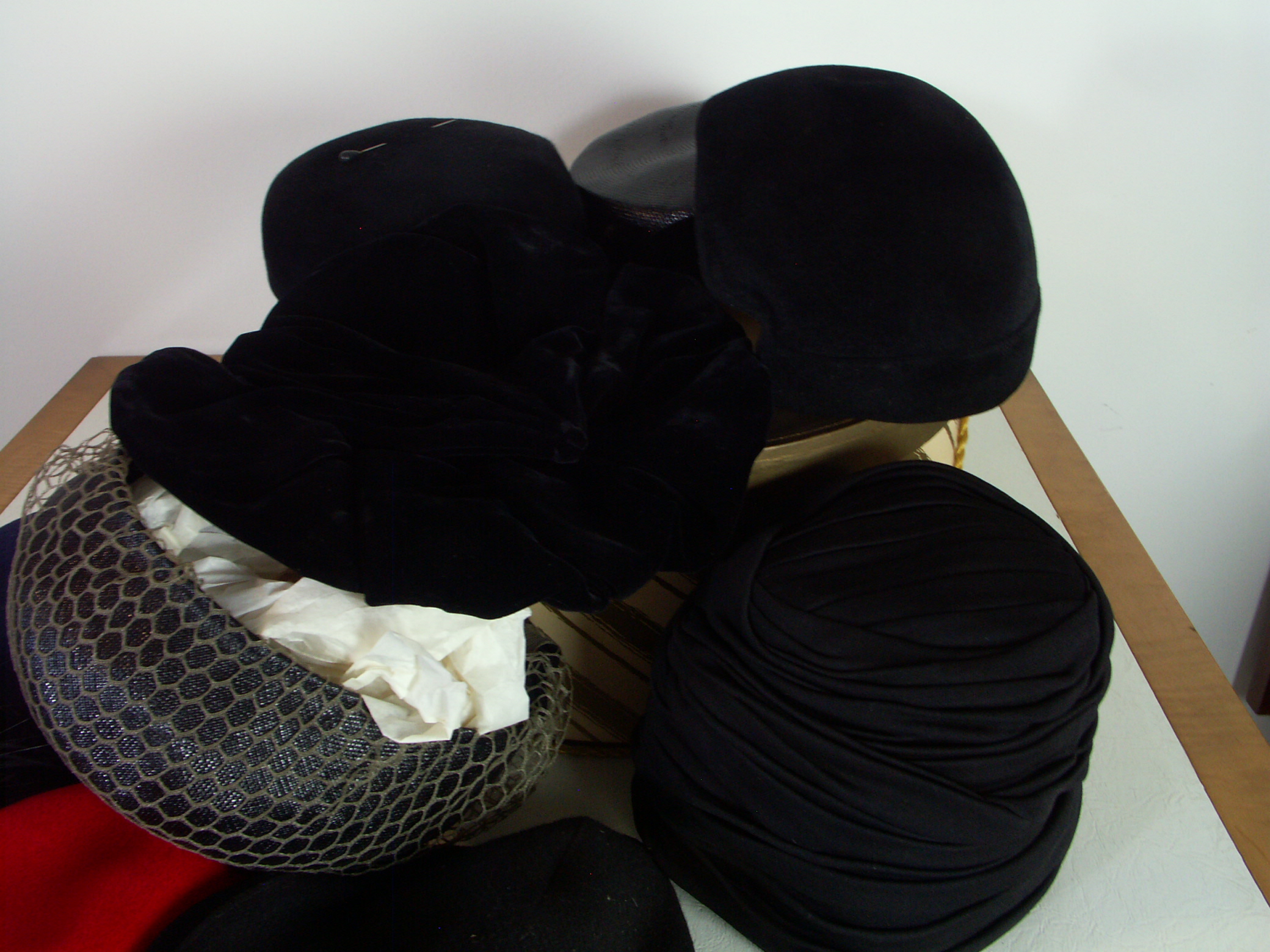 Lot of Women's Vintage Dress Hats