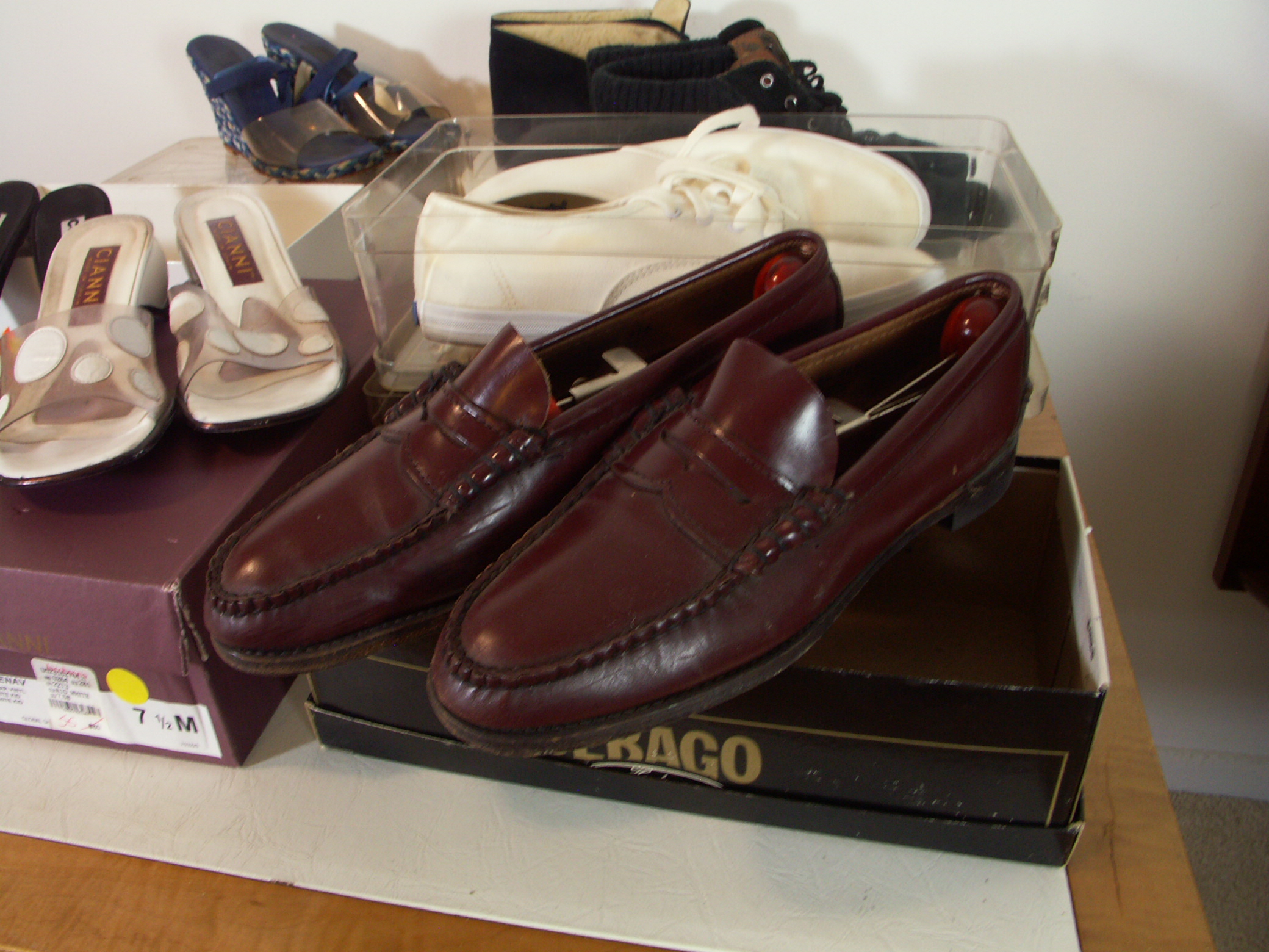 Lot of Women's Shoes - Costa Blanca