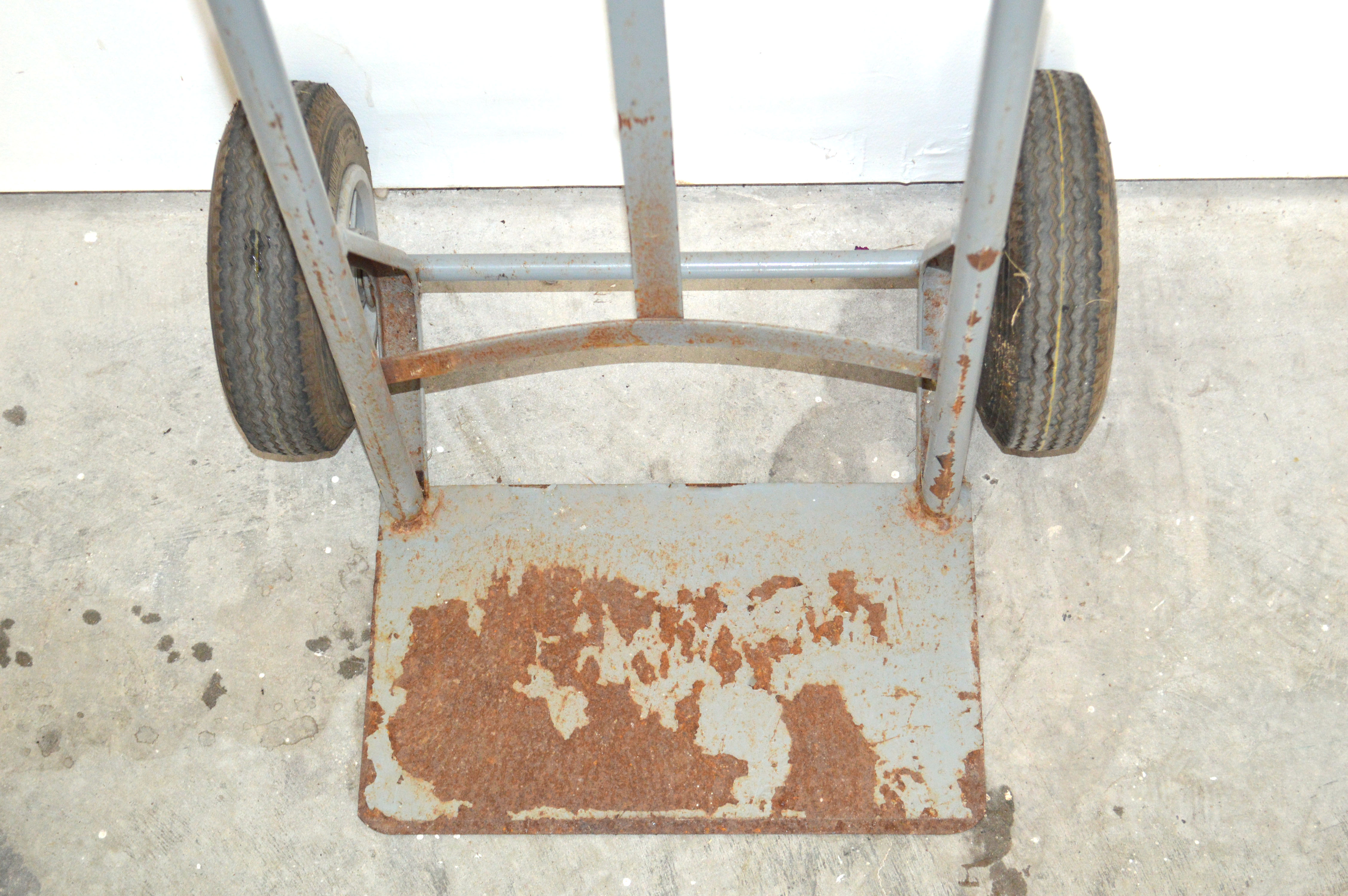 Sears Craftsman Medium Duty 1400-lb Hand Truck