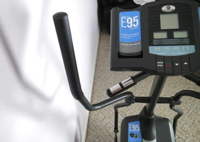 Horizon E95 Elliptical Machine 
