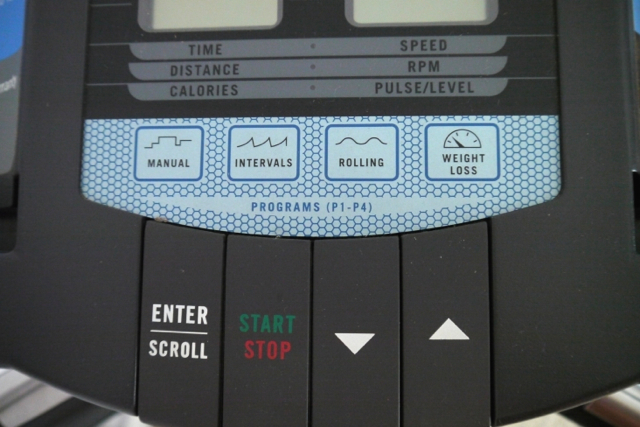 Horizon E95 Elliptical Machine 