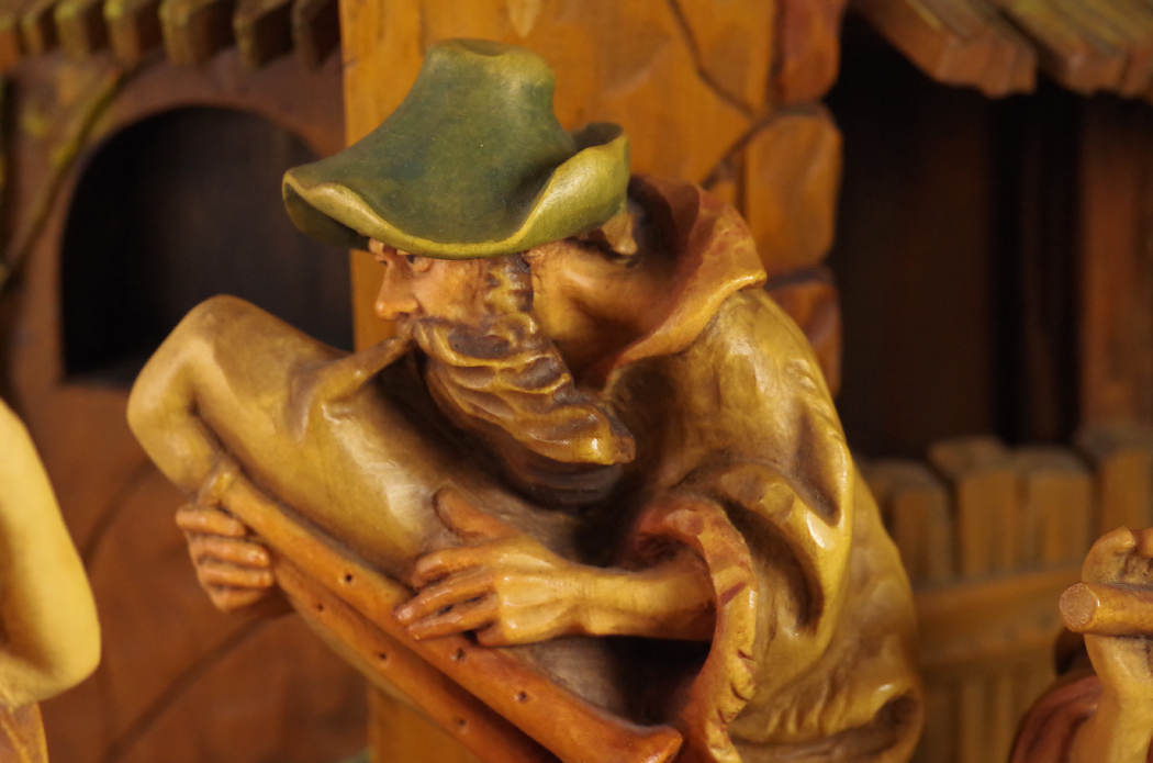 ANRI Hand-Carved Italian Nativity Creche Set