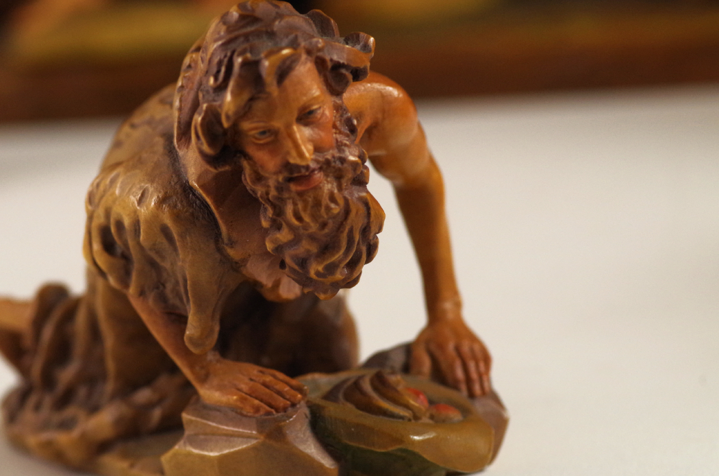 ANRI Hand-Carved Italian Nativity Creche Set