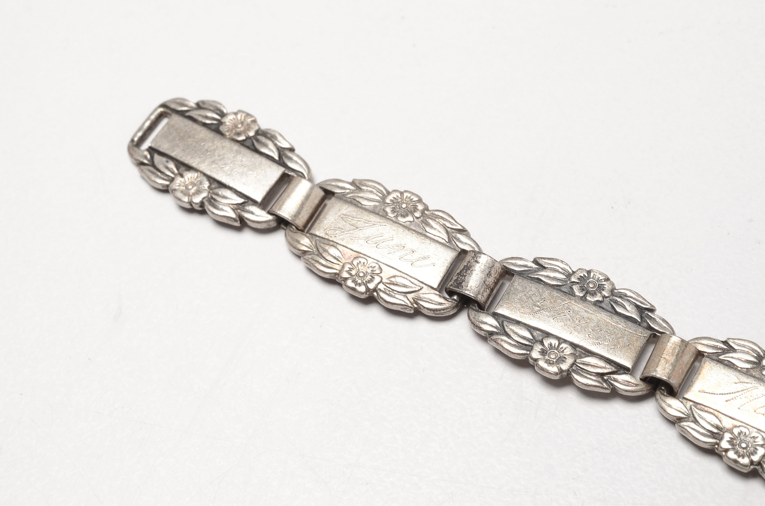 Vintage Sterling Silver "Forget Me Not" Link Bracelet 