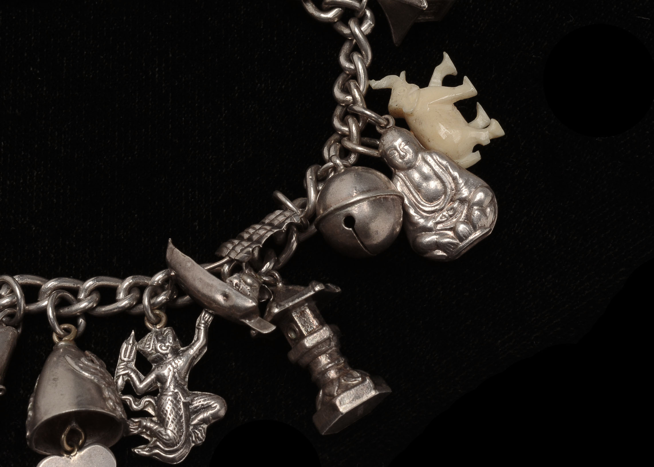 Vintage Sterling Silver Charm Bracelet with Twenty Thai Charms 