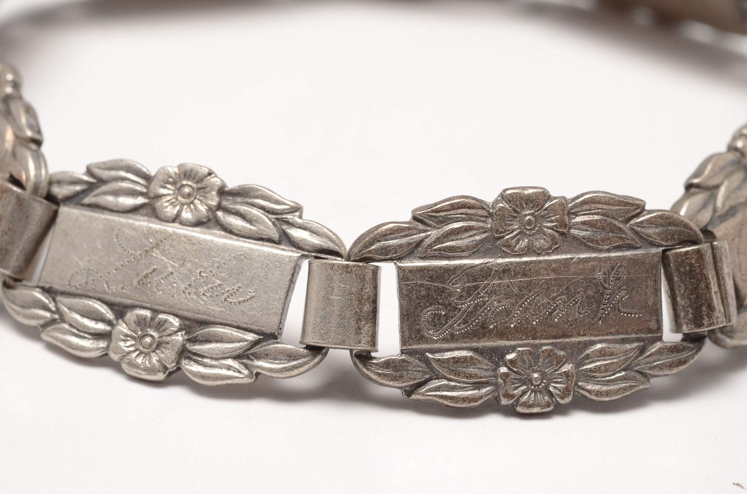 Vintage Sterling Silver "Forget Me Not" Link Bracelet 