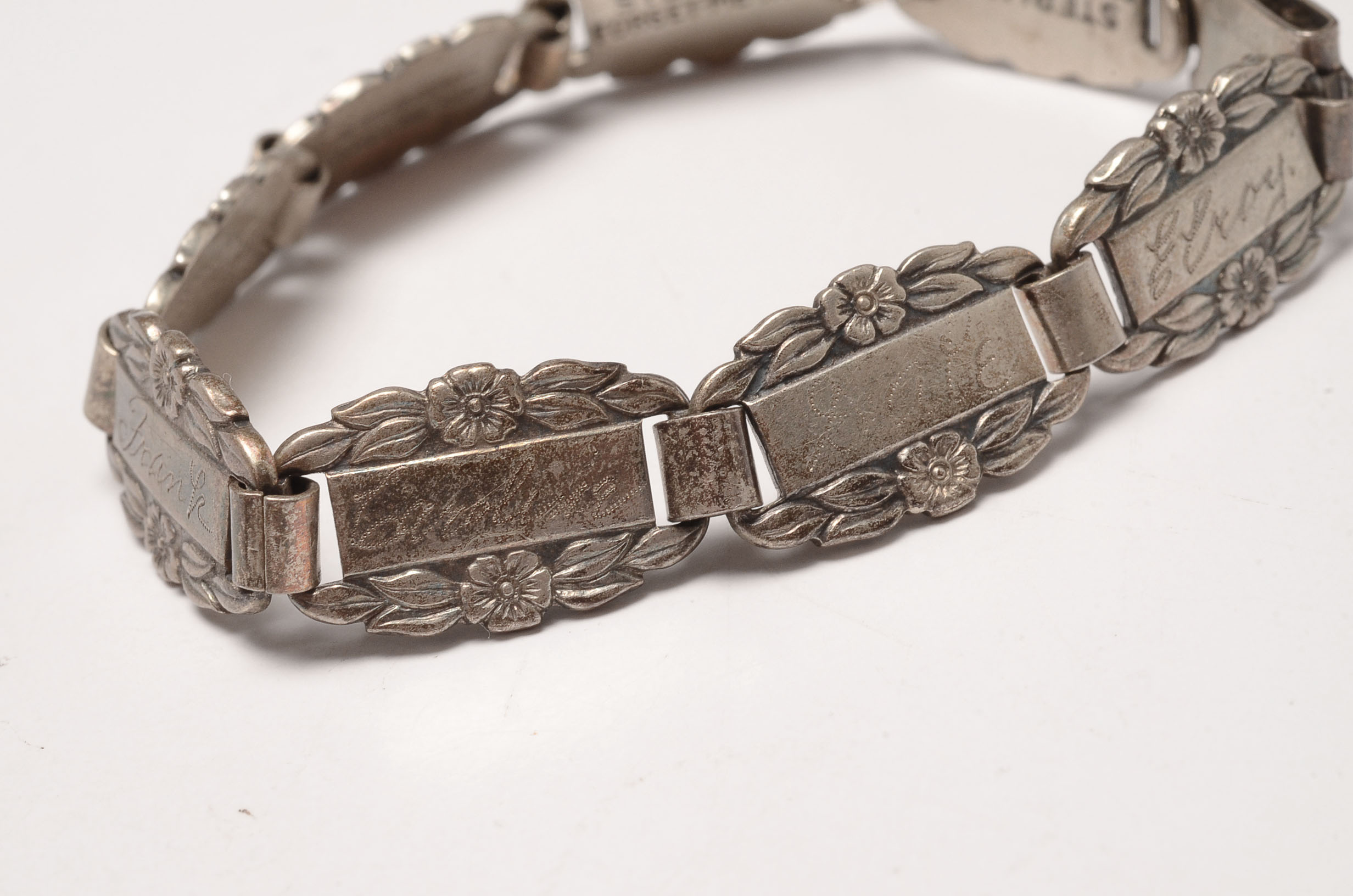 Vintage Sterling Silver "Forget Me Not" Link Bracelet 
