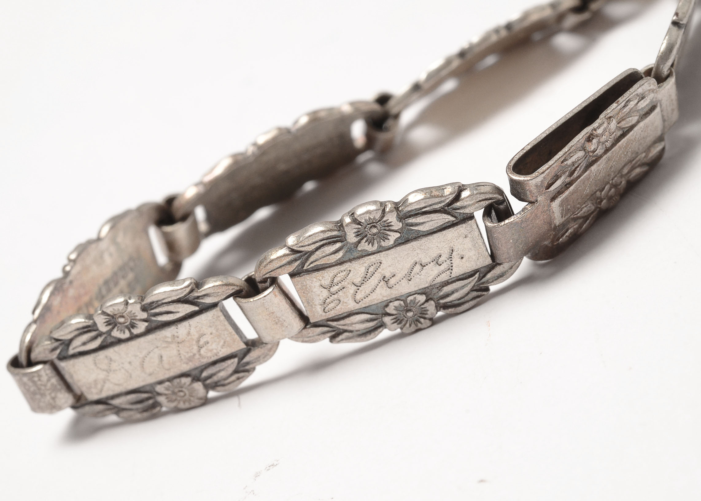 Vintage Sterling Silver "Forget Me Not" Link Bracelet 