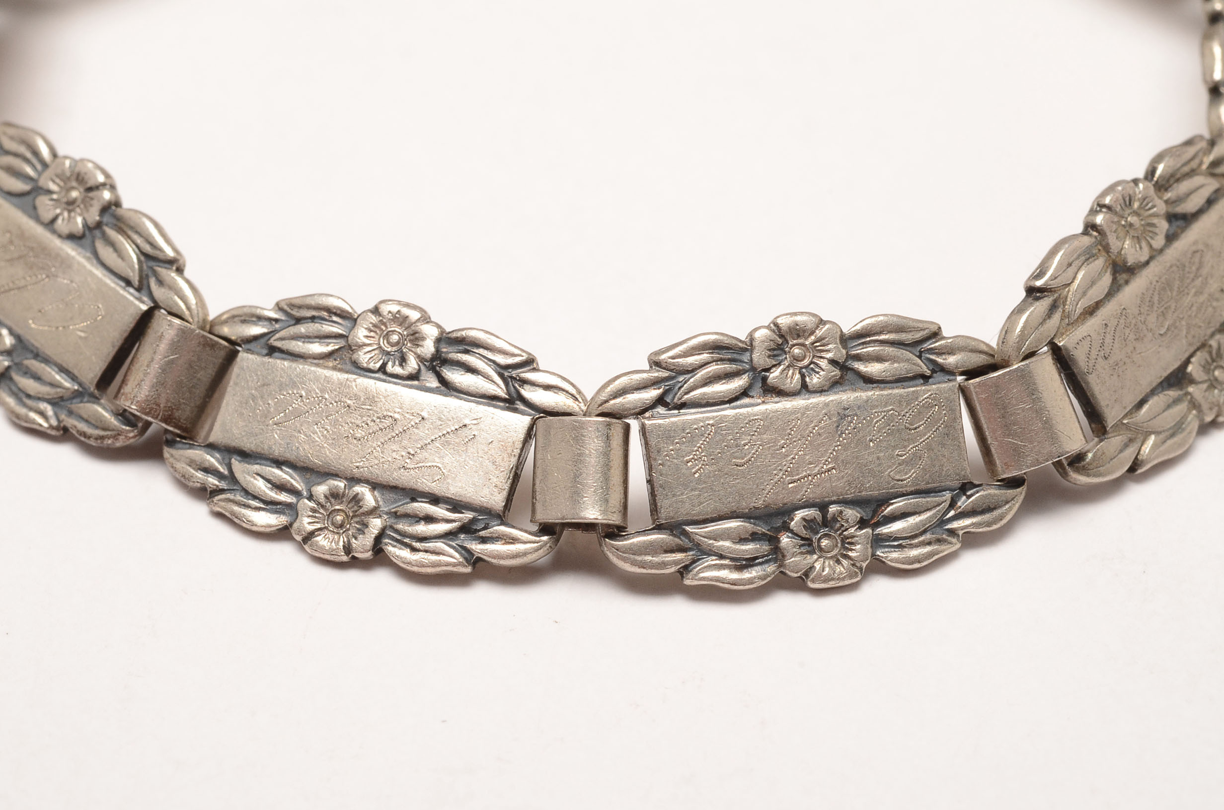 Vintage Sterling Silver "Forget Me Not" Link Bracelet 