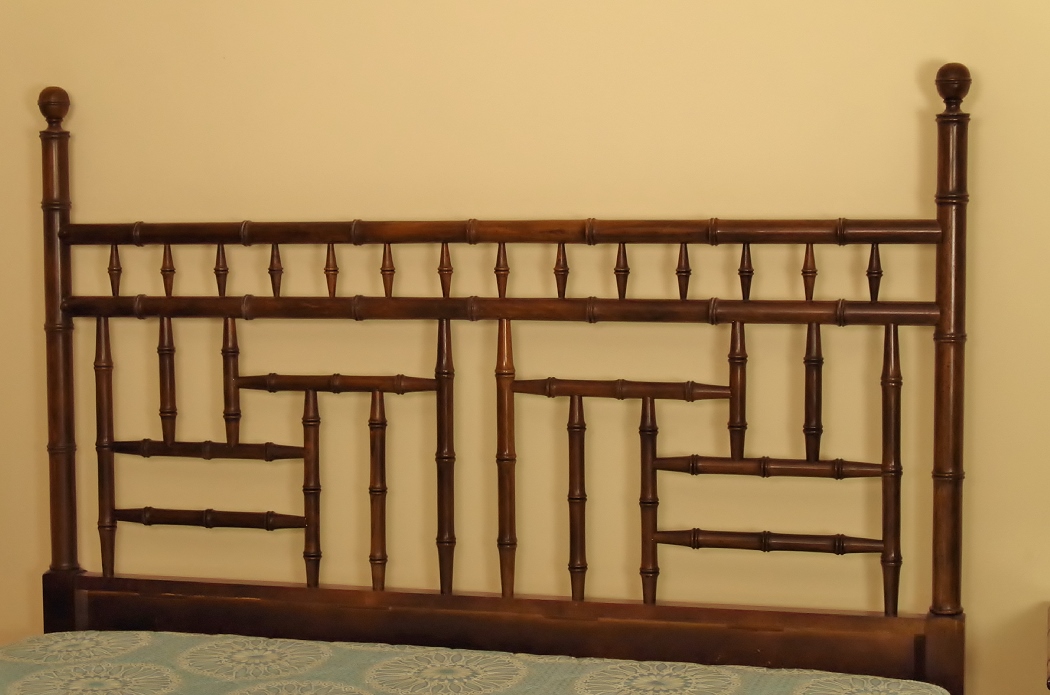 Queen Size Bed with Wonderful Faux Bamboo Headboard